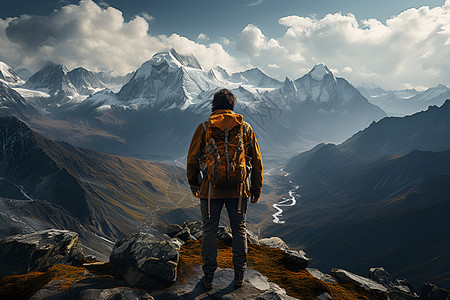 山谷中的登山者图片