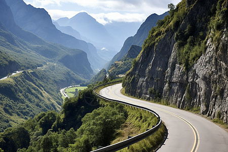 蜿蜒的山谷道路图片