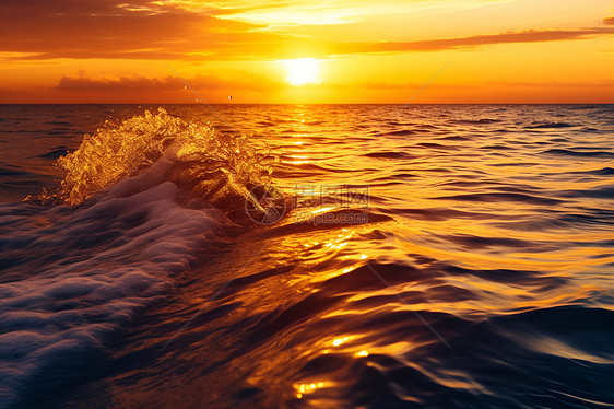 海洋的流动海浪图片
