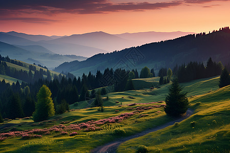 夕阳下的群山风景图片