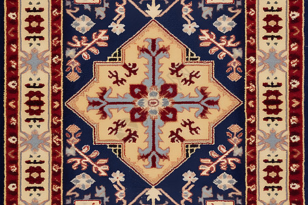 蓝色与红色花卉图案的地毯图片