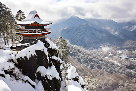 山脉上的建筑和冰雪图片