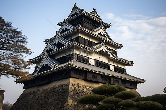 天空下的建筑图片