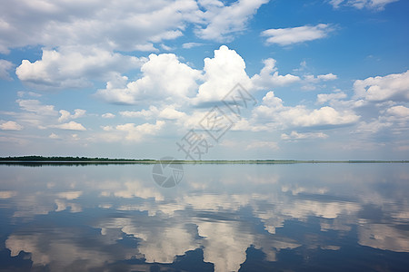 清澈的湖水背景图片