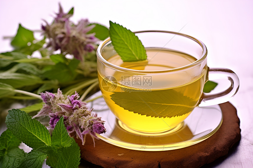 健康的绿色茶饮图片