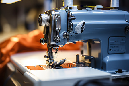 现代刺绣工艺的缝纫机图片
