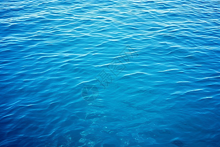 蔚蓝的海面图片