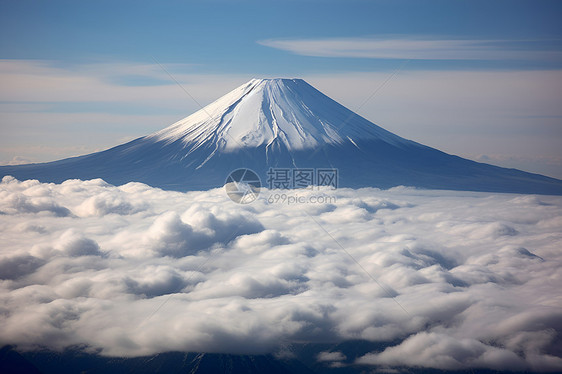 冰天雪地富士山之巅图片