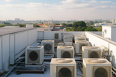 屋顶上一排空调机组高清图片
