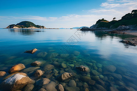 山水之间的风景图片