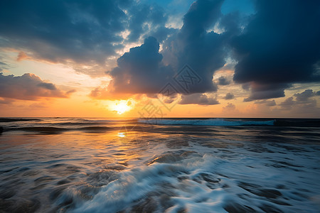 日落的海洋海浪图片
