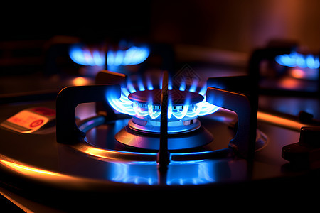 夜晚的厨房的蓝色火焰图片