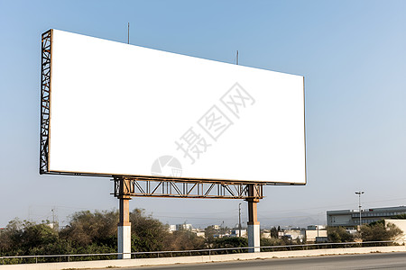 天空下的巨幅广告牌高清图片