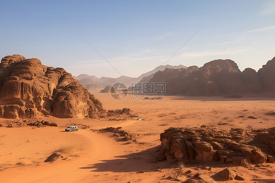 沙漠探险卡车图片