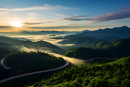 云雾山谷山水青山云雾缭绕的美丽景观背景