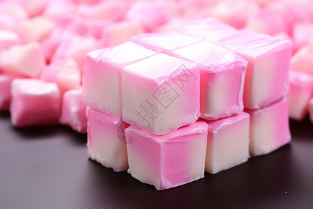 手工自制的奶糖糖块高清图片