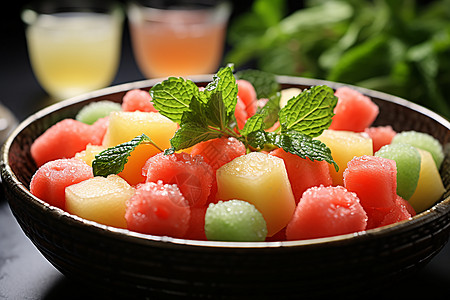 清新夏日的水果碗图片