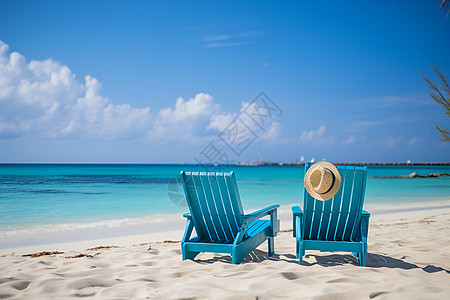 旅游季海边的椅子背景