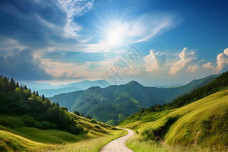 青翠欲滴的山谷背景图片