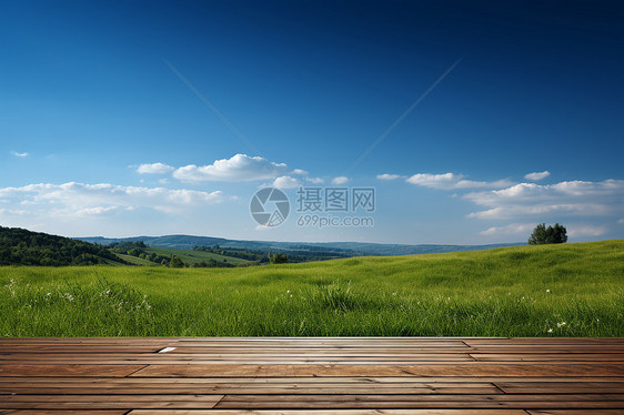 翠绿蓝天白云的美丽景观图片