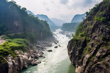 流经峡谷的河流图片