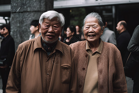 笑容满面的老年人图片