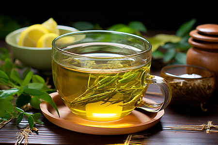 清新的绿茶和柠檬图片