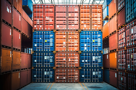 堆满货物的工业货物运输港口高清图片