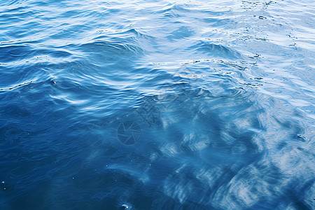 蓝色的水面图片