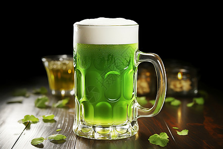 桌面上的绿色酒精饮品背景图片