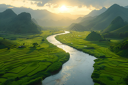 夕阳下的河谷图片