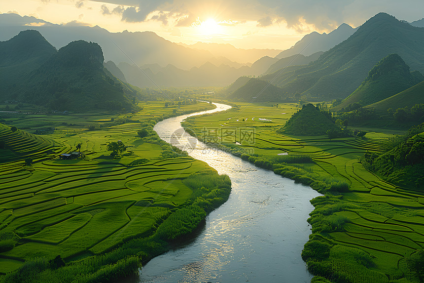 夕阳下的河谷图片