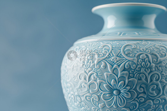 海蓝色瓷瓶图片