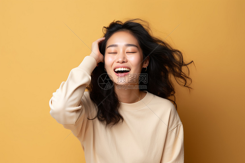 大笑的女子高清图片下载-正版图片601099325-摄图网