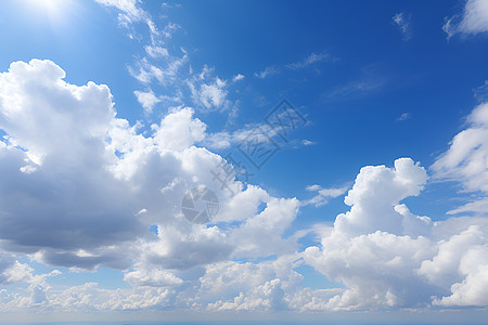 蔚蓝天空下的美景图片