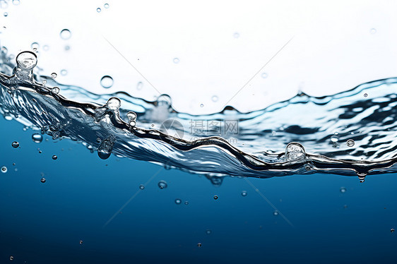 水中的蓝色泡泡图片