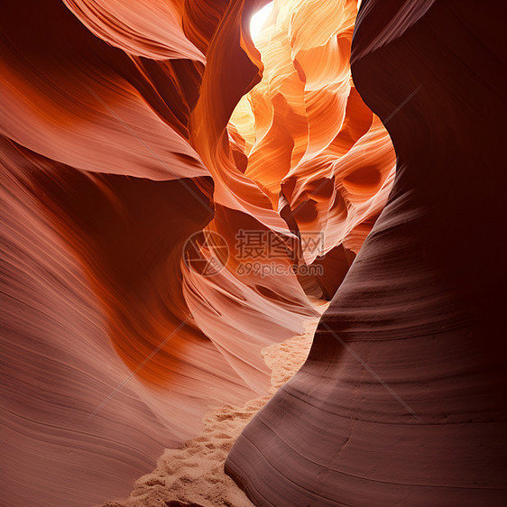 沙漠中的砂岩洞穴图片