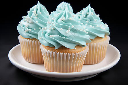 蓝色杯子蛋糕图片