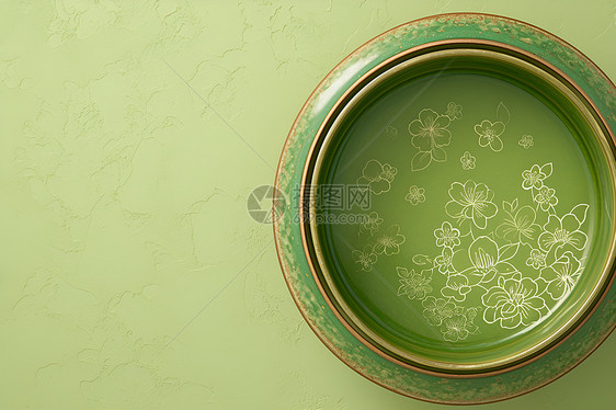 展示的绿色碗具图片
