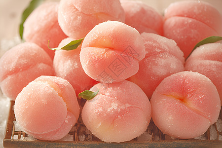 粉嫩的水蜜桃图片