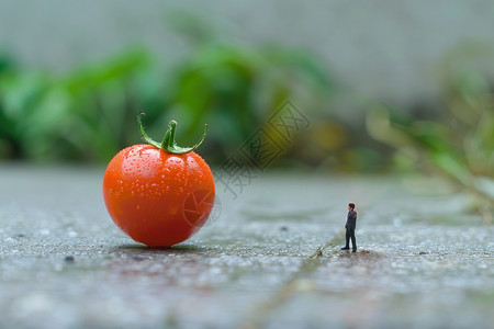 创意西红柿和小人图片