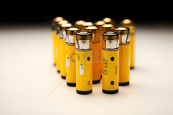 一组黄色电池图片