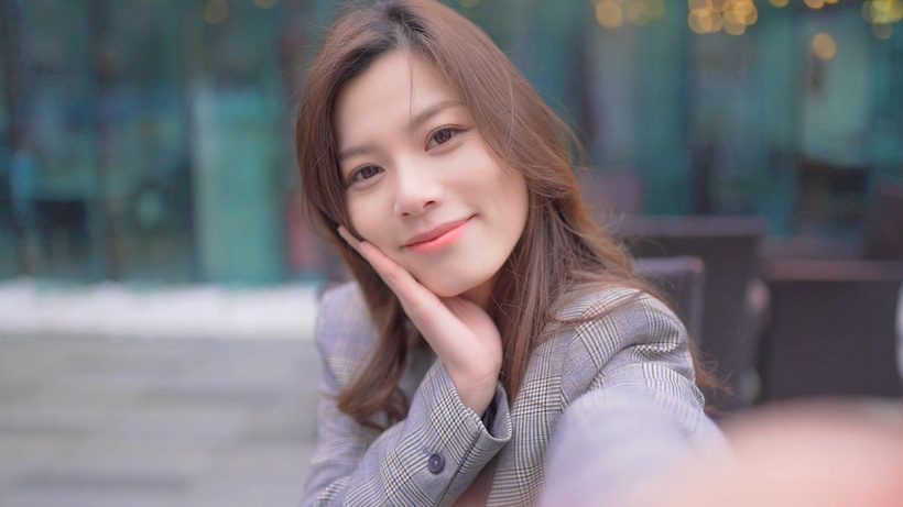 女生第一视角自拍张自