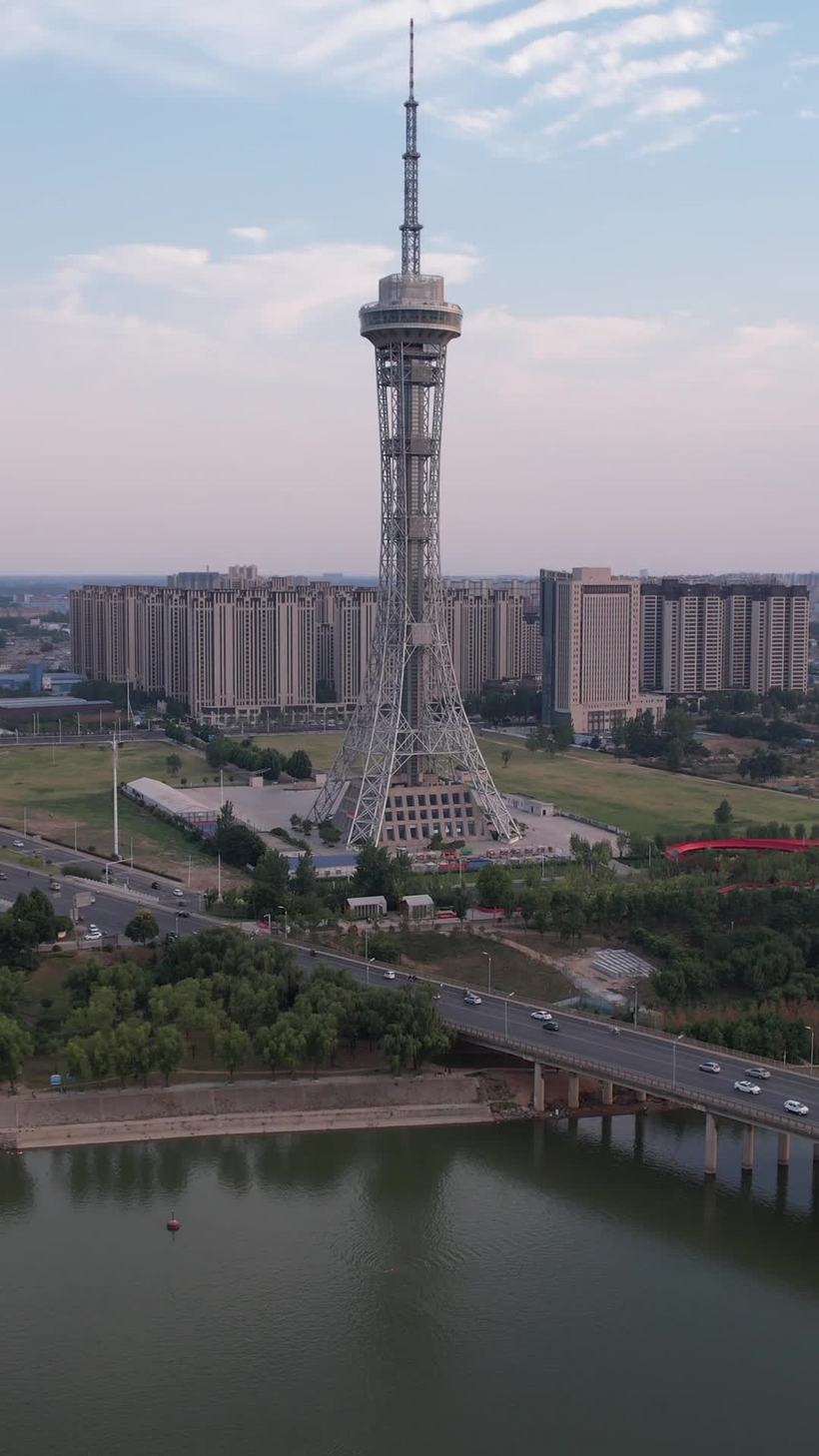 竖版航拍河南周口周口三川明珠塔地标建筑mp4格式视频