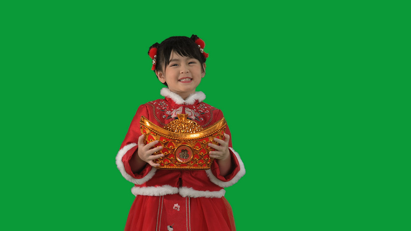 4k绿幕古风小女孩抱着元宝拜年含音频
