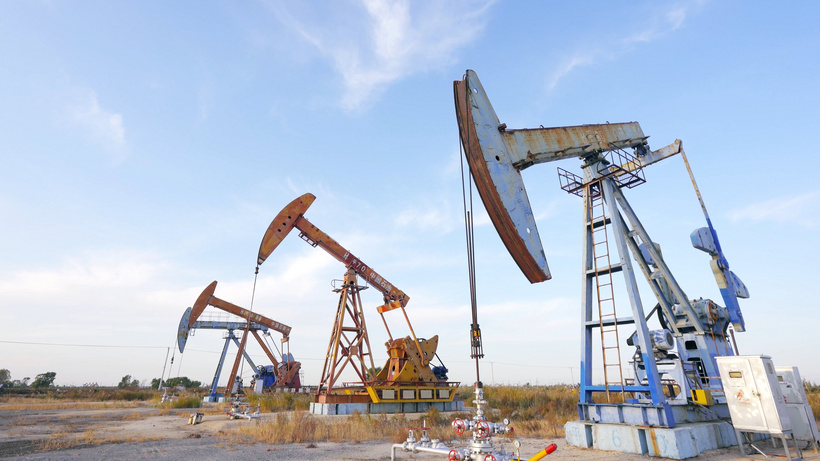 8K石油天然气开采气田磕头机勘探化工辽宁盘锦辽河原油mp4格式视频下载_正版视频编号125004-摄图网