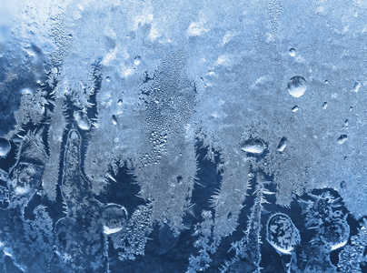 冬天玻璃上的霜