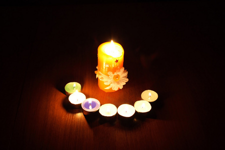 蜡烛 烛光 蜡烛状物图片
