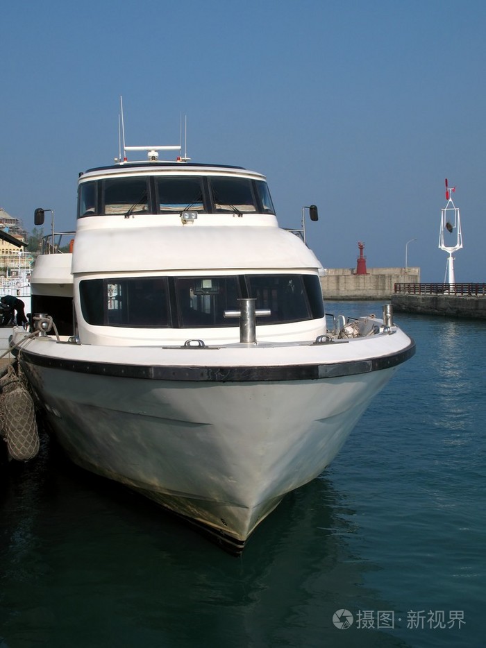 大型快艇