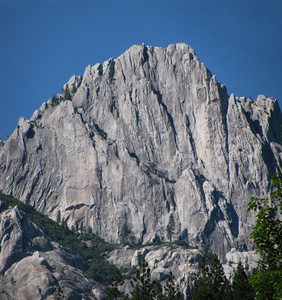 山峰 巅